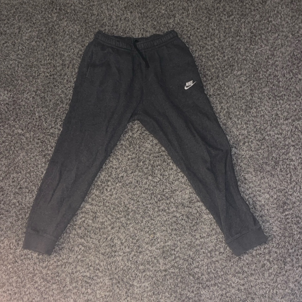 Nike Medium Heather Gray Sweatpants